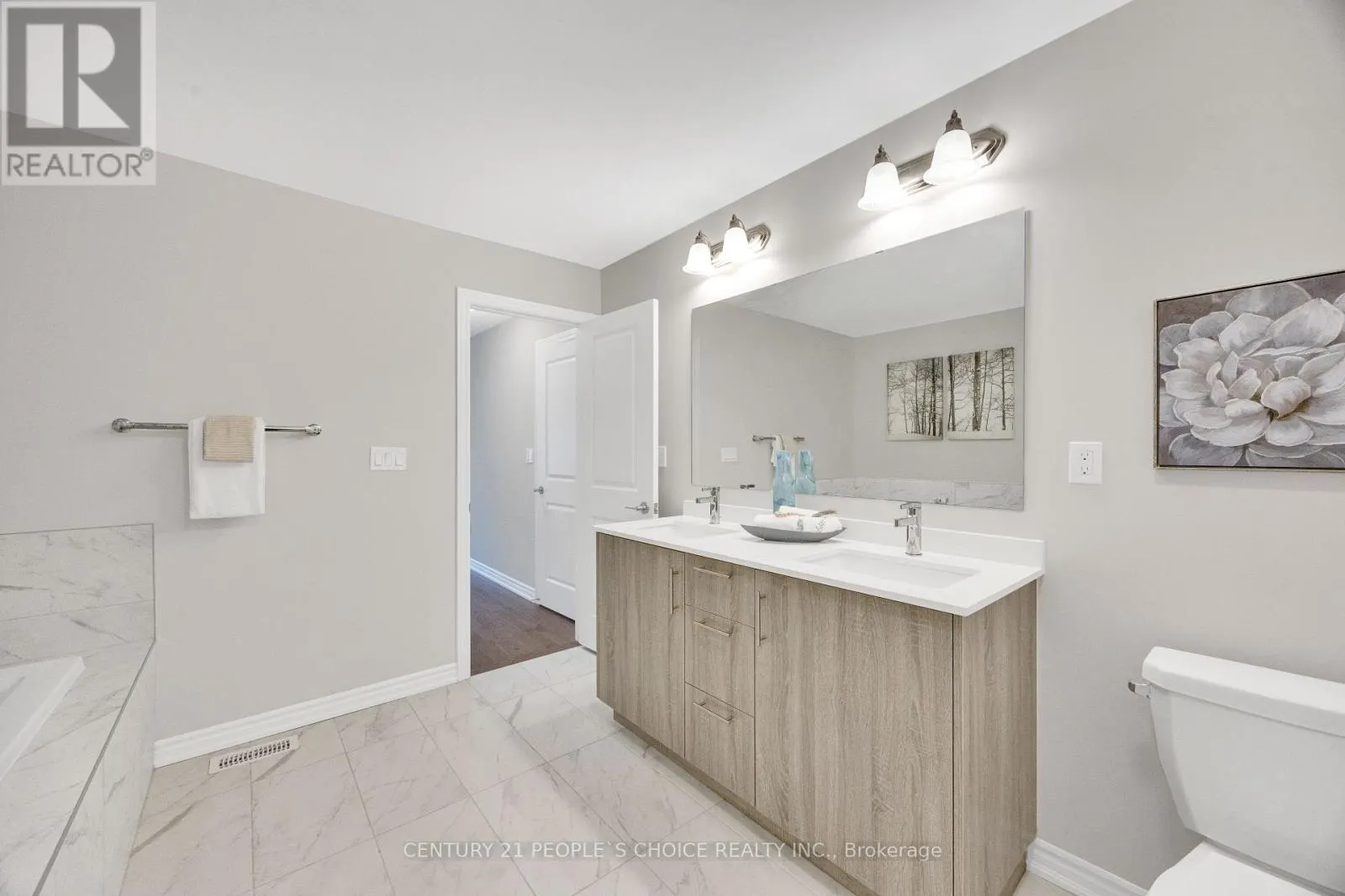 543 CELANDINE TERRACE