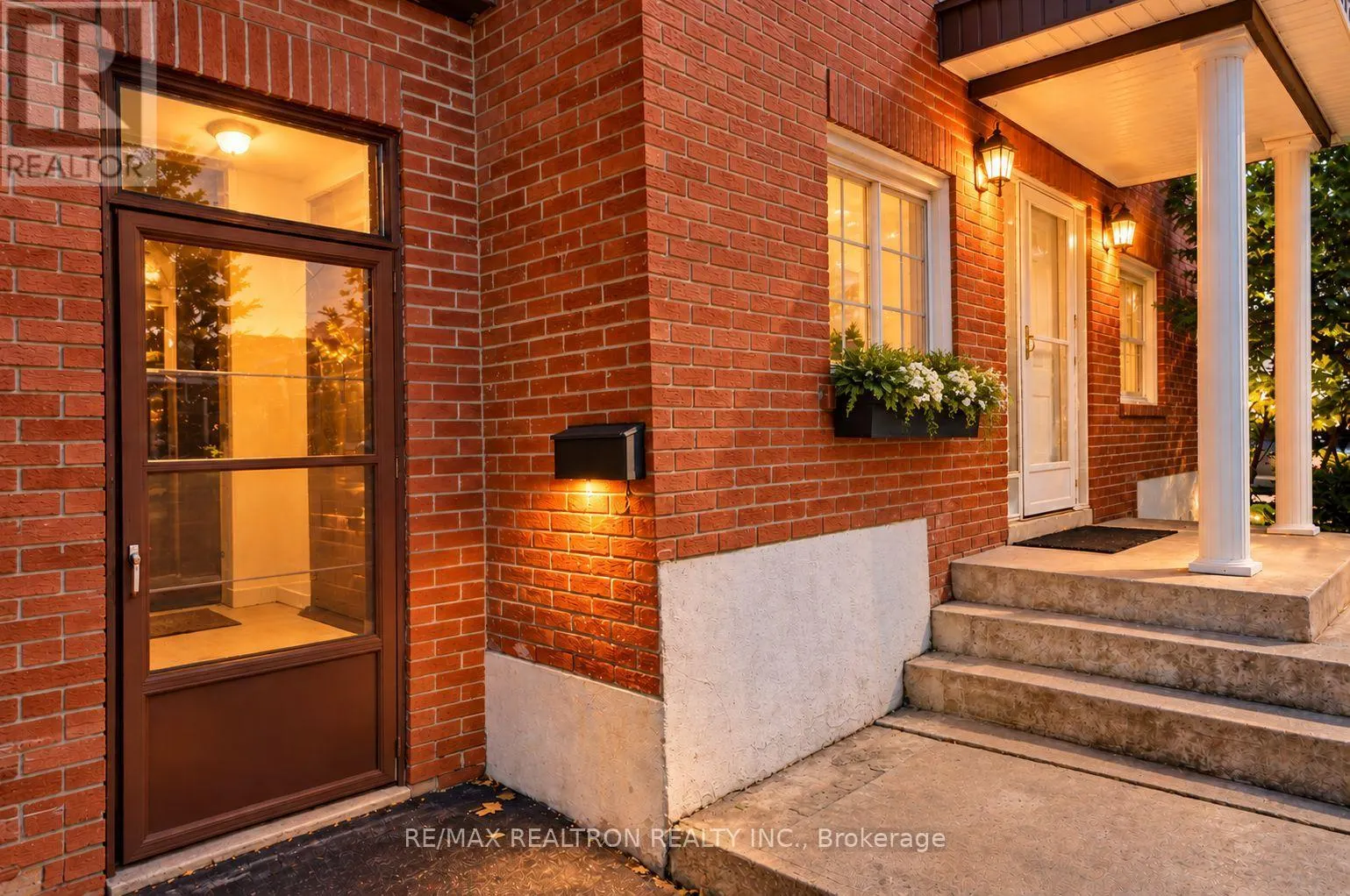 77 CHISWICK AVENUE