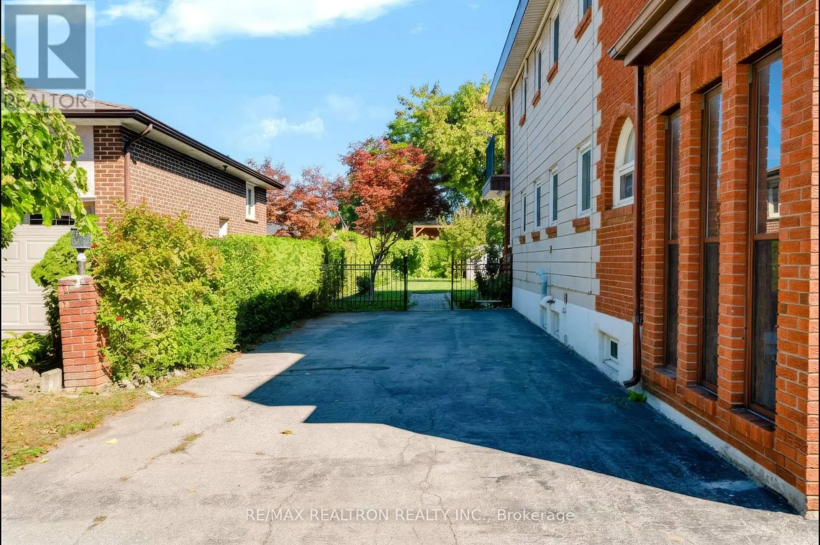77 CHISWICK AVENUE