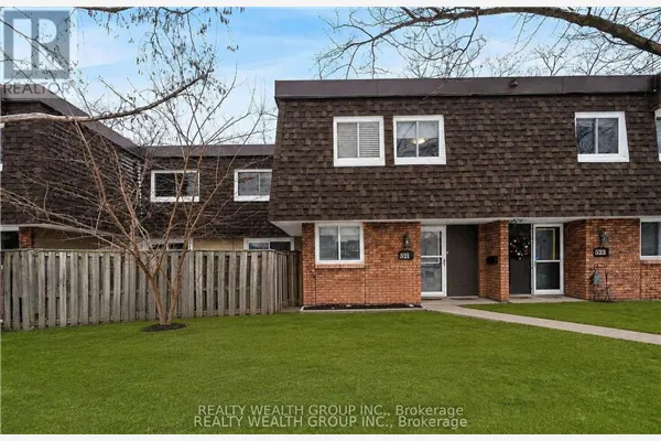 39 - 521 TIMBER LANE