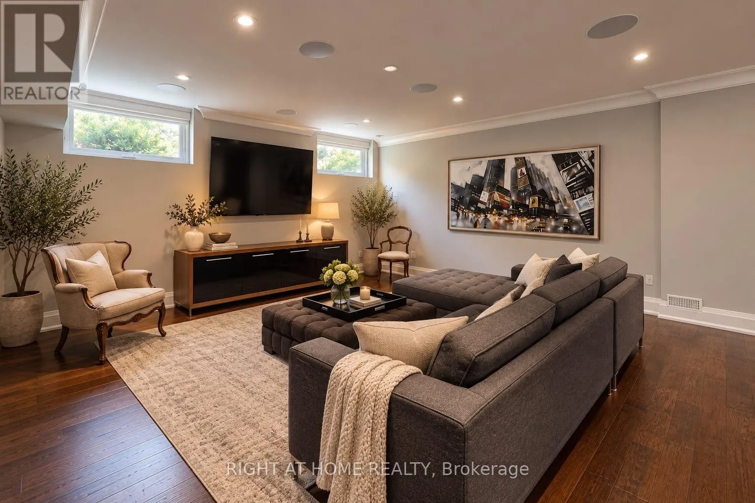 490 ORCHARD DRIVE