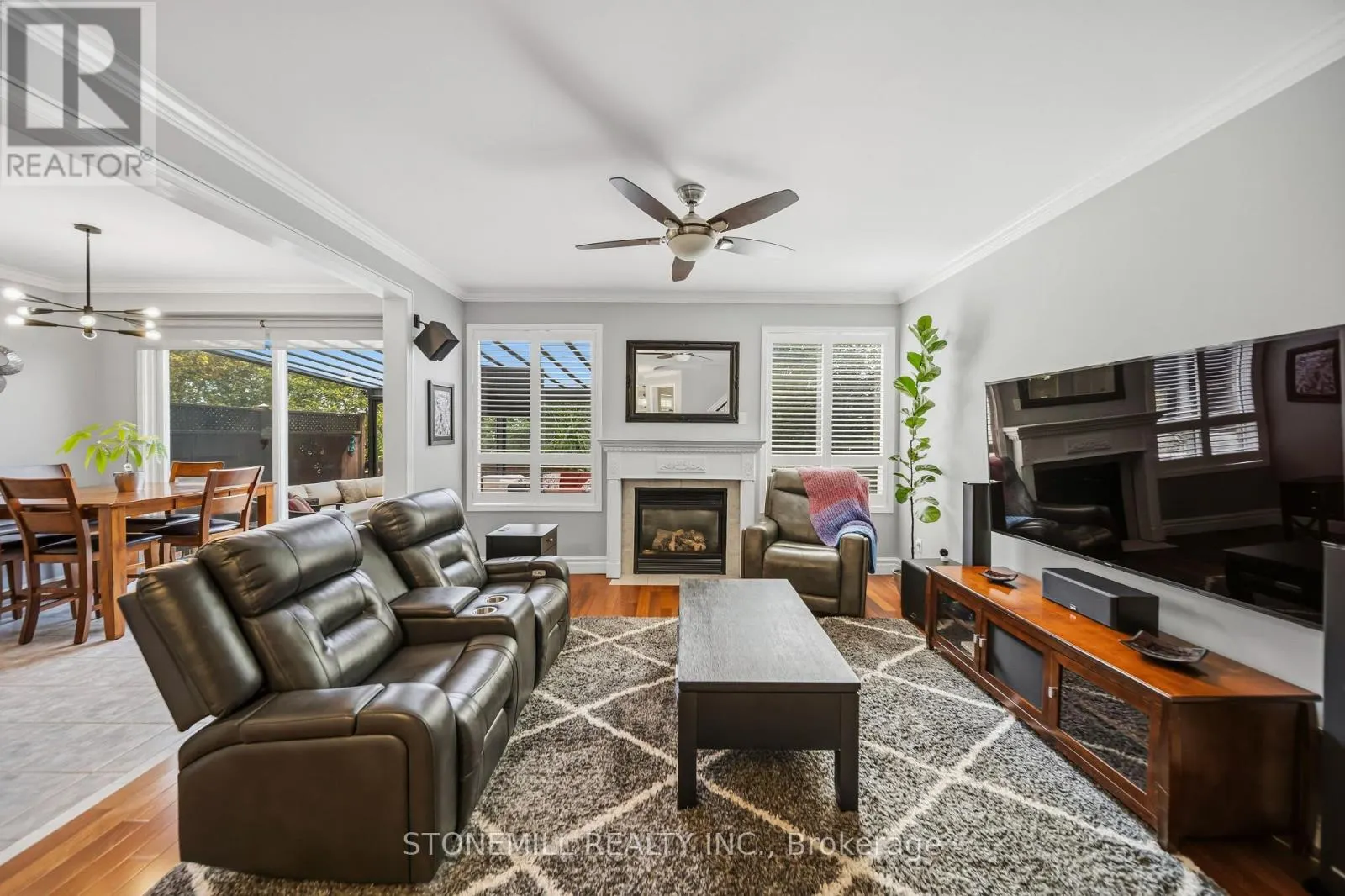 1661 DEMPSEY CRESCENT