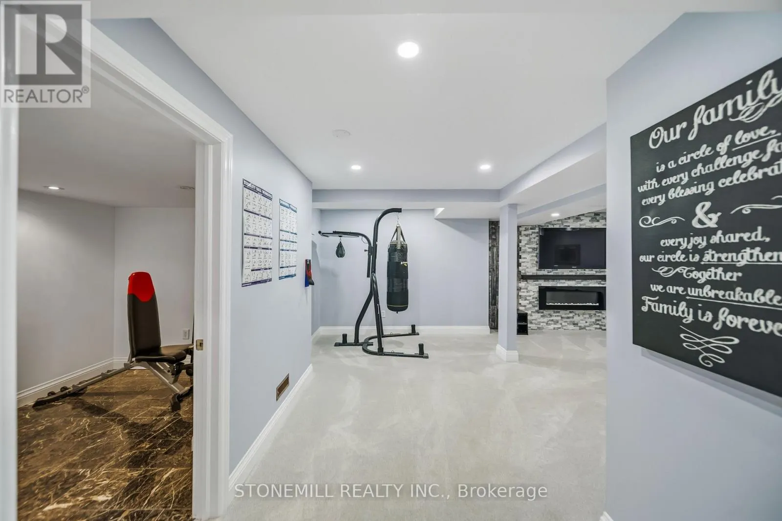 1661 DEMPSEY CRESCENT