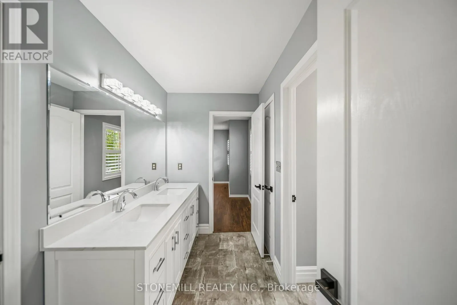 1661 DEMPSEY CRESCENT