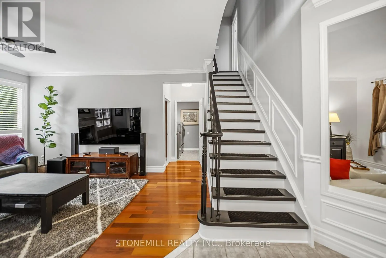 1661 DEMPSEY CRESCENT