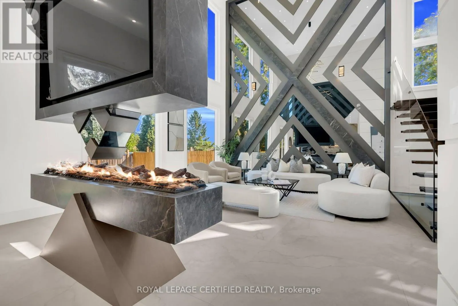 1374 TANSLEY DRIVE