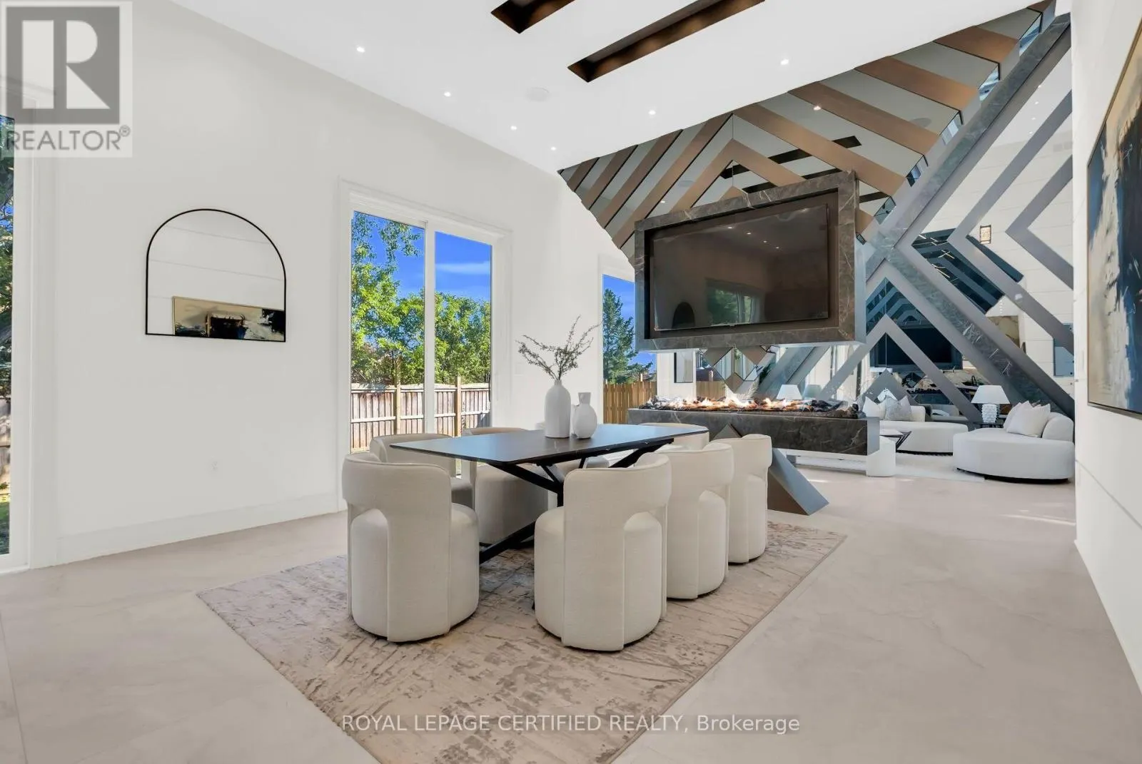 1374 TANSLEY DRIVE