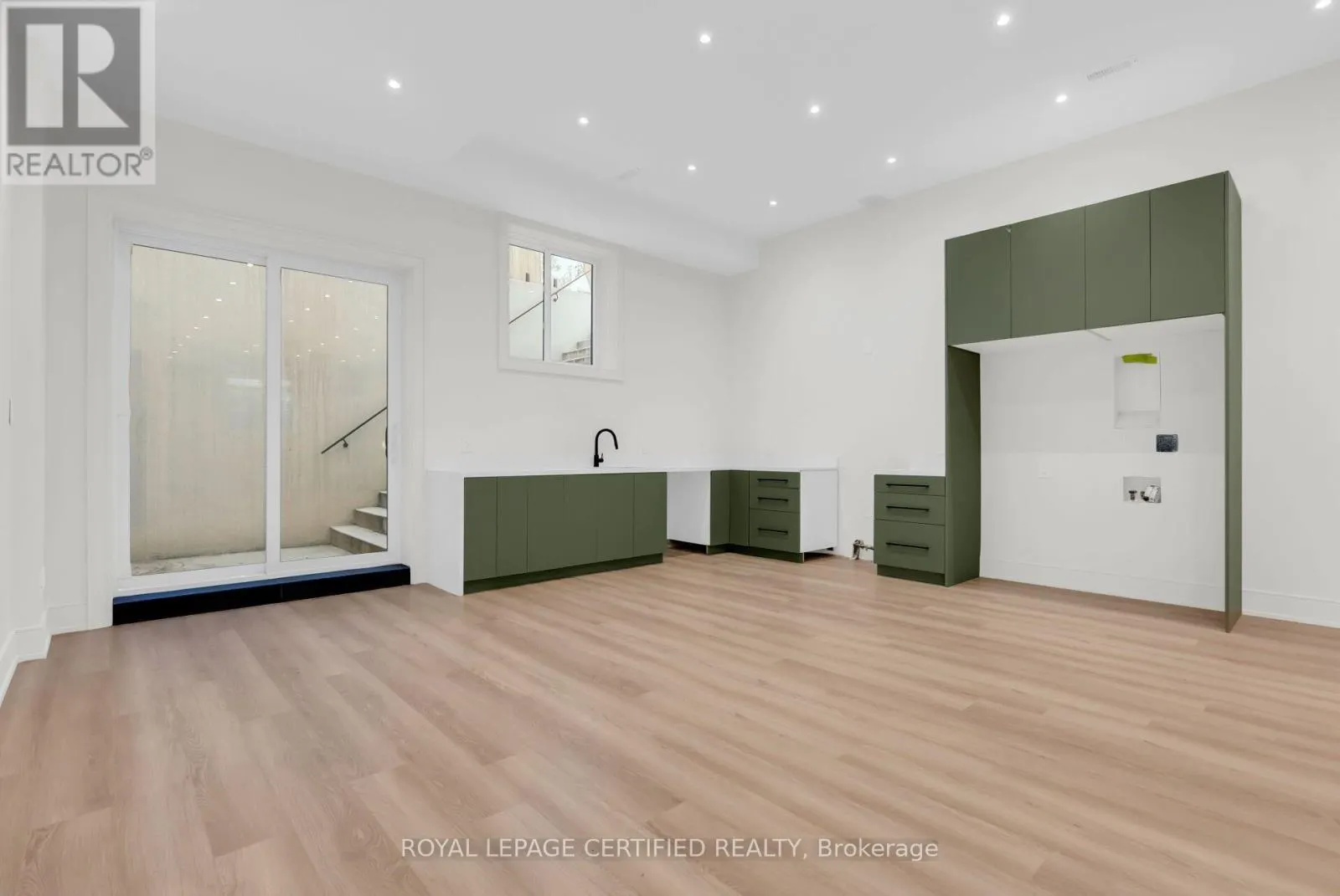 1374 TANSLEY DRIVE
