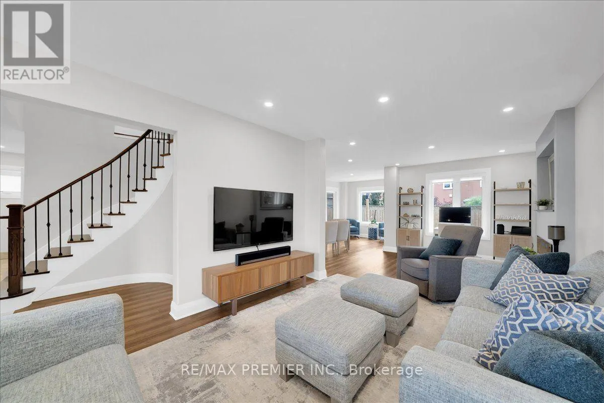 23 BERRYDOWN DRIVE