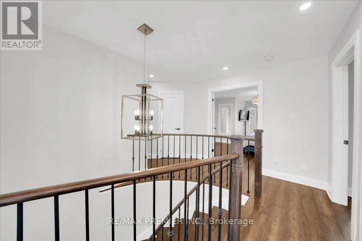 23 BERRYDOWN DRIVE
