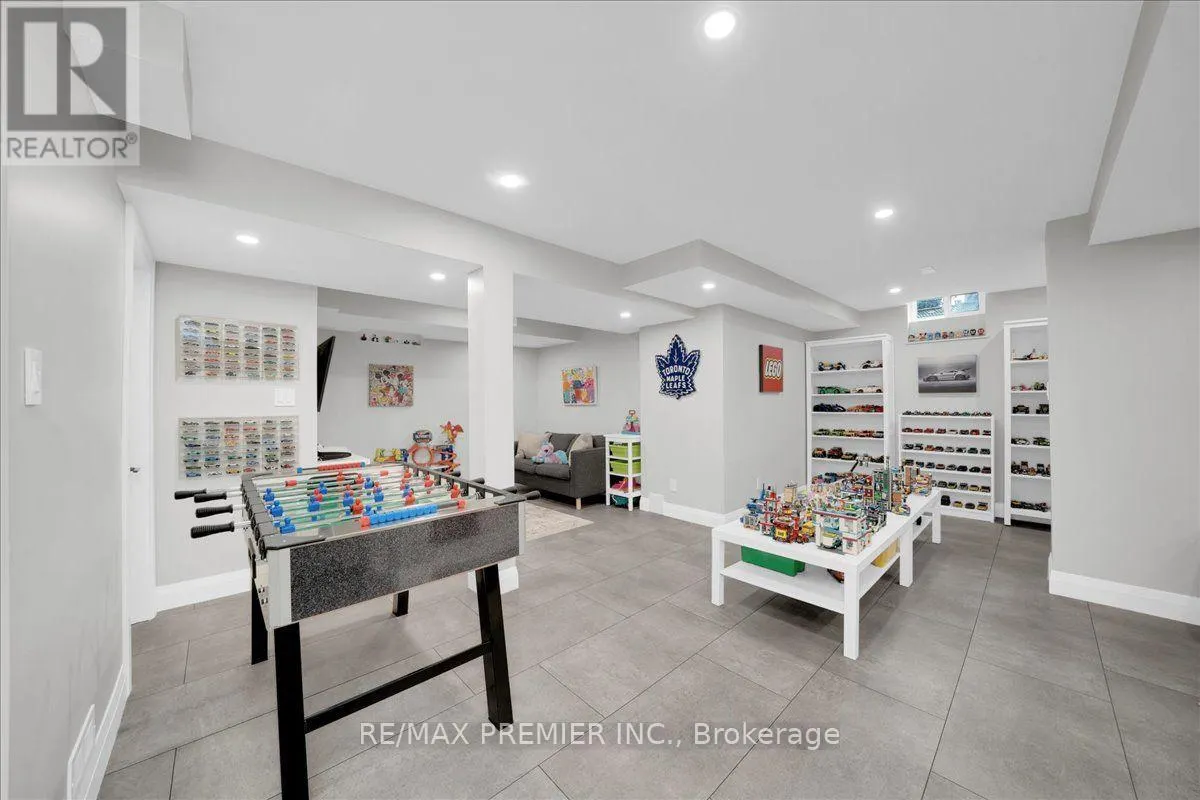 23 BERRYDOWN DRIVE
