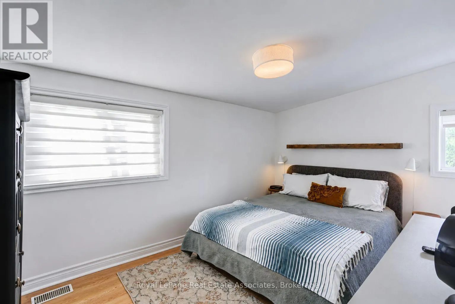 889 THIRD STREET