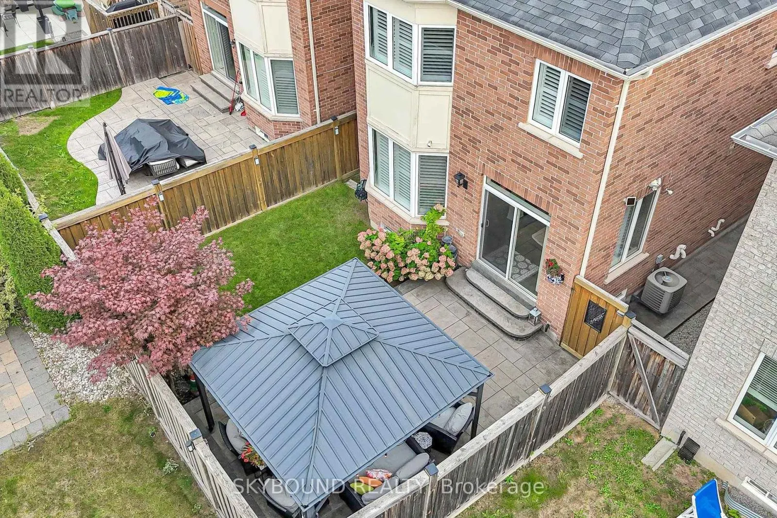 1455 HAWS CRESCENT