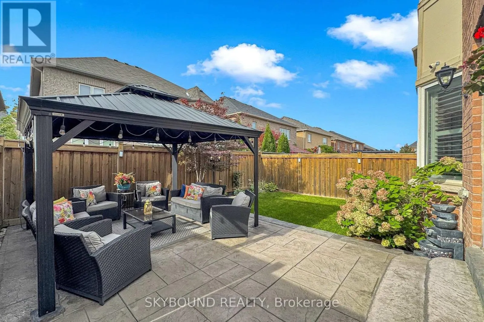 1455 HAWS CRESCENT