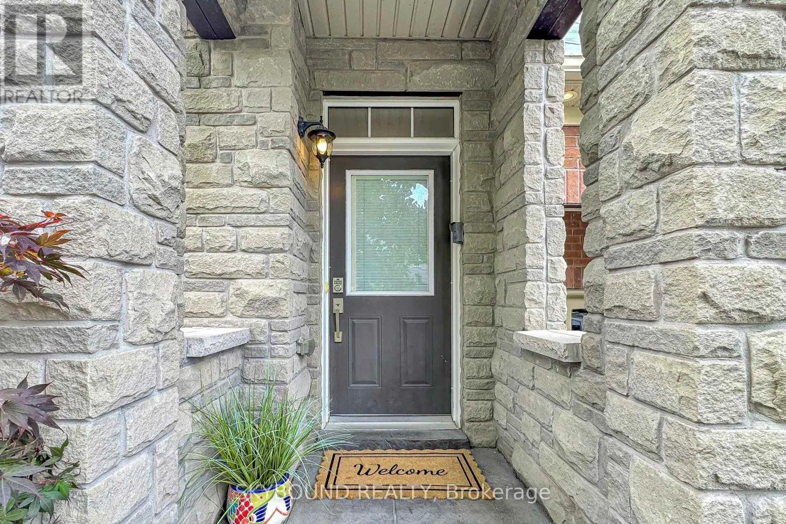 1455 HAWS CRESCENT