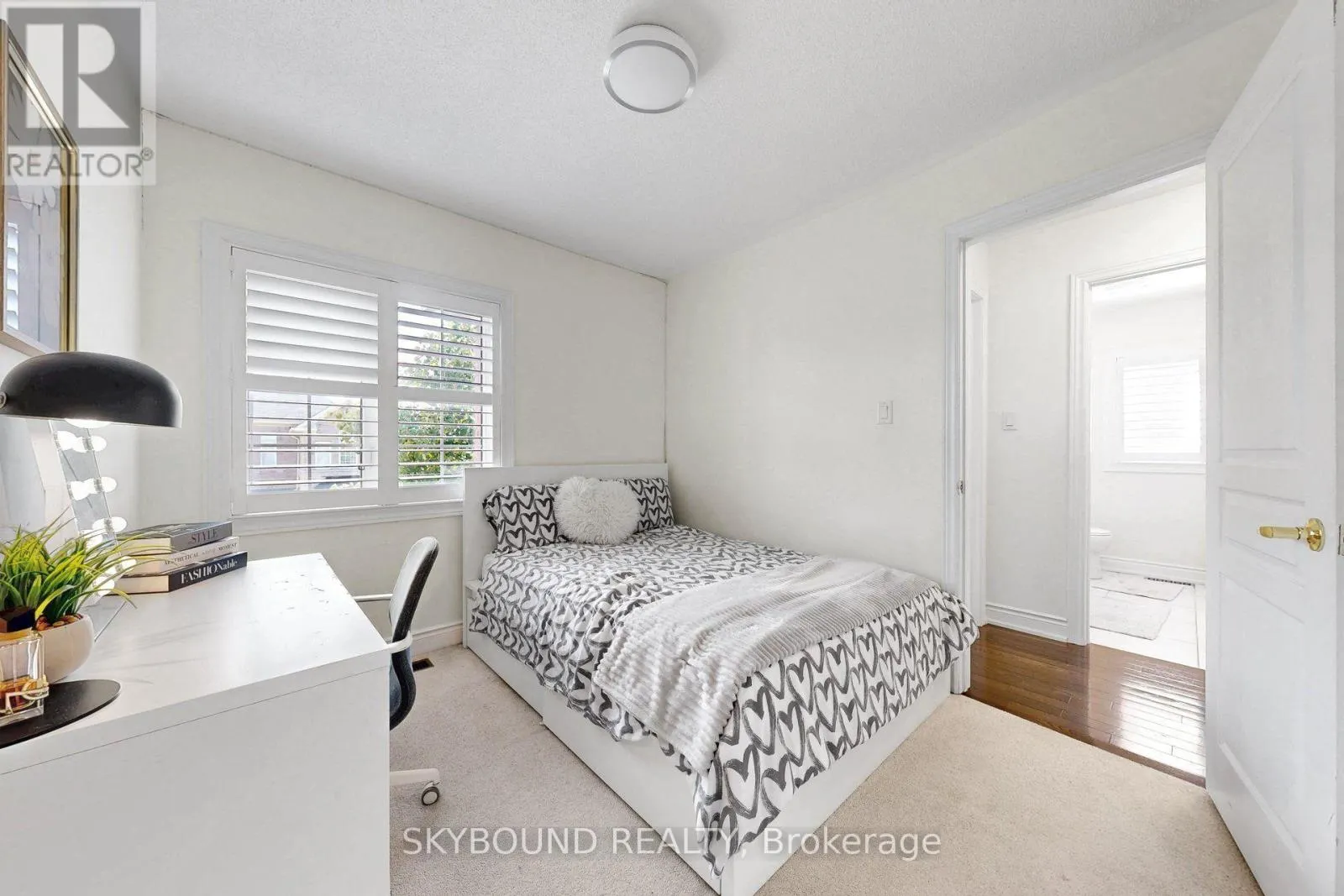 1455 HAWS CRESCENT