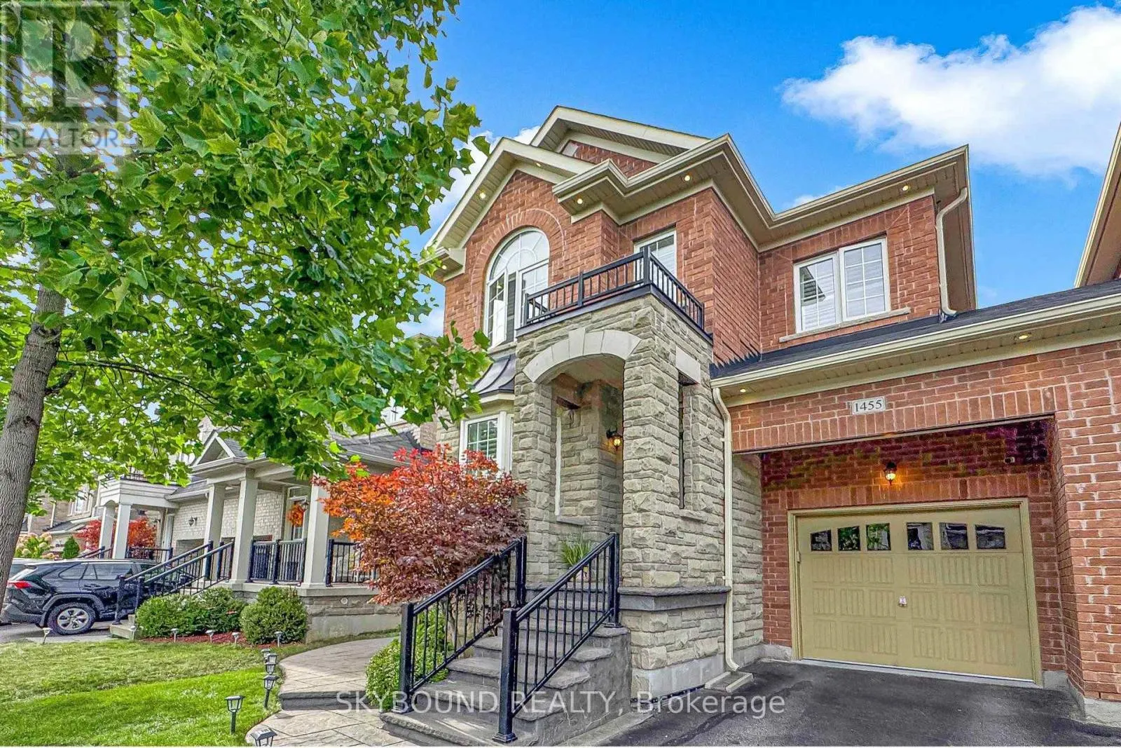 1455 HAWS CRESCENT