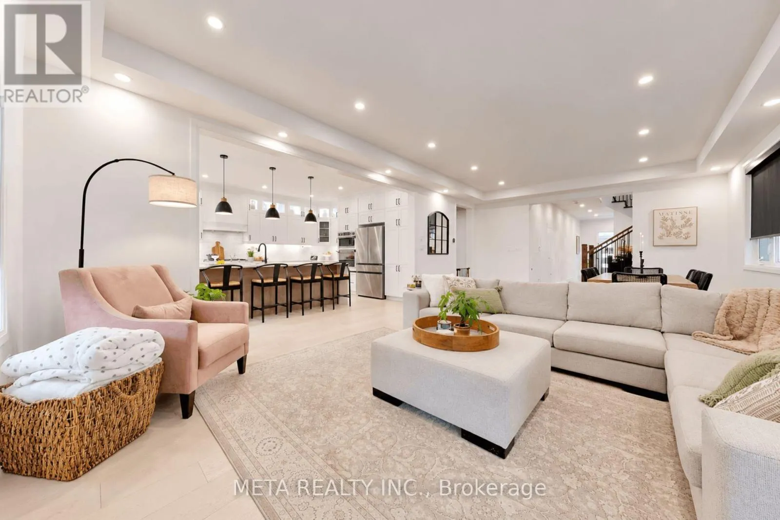 1602 SEVERN DRIVE