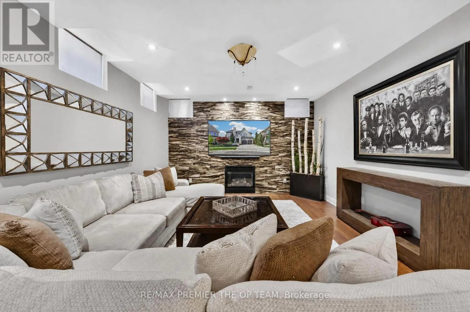 38 GENTLE FOX DRIVE