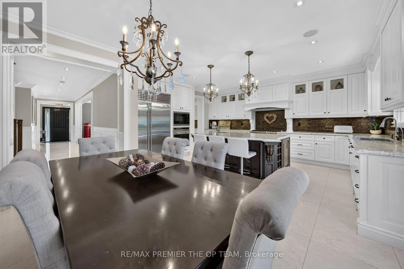 38 GENTLE FOX DRIVE