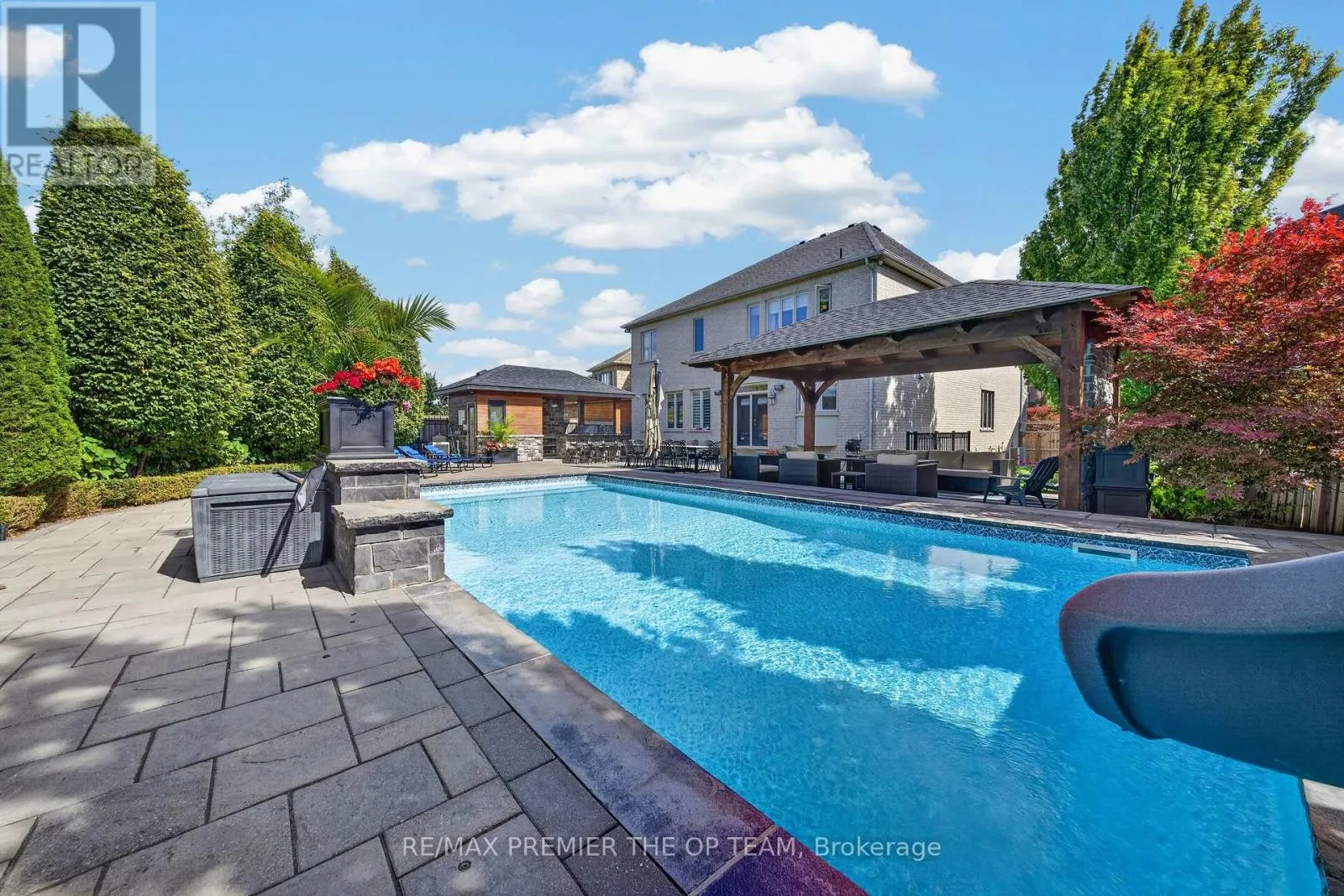 38 GENTLE FOX DRIVE