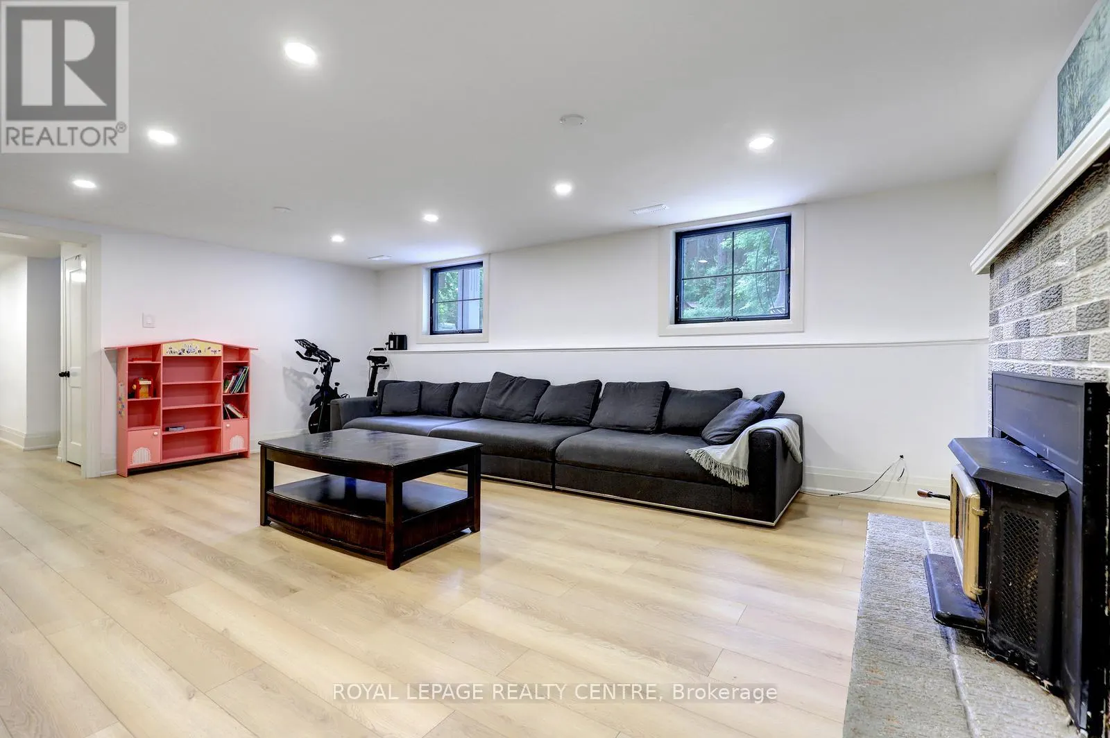 69 GLENDA JANE DRIVE