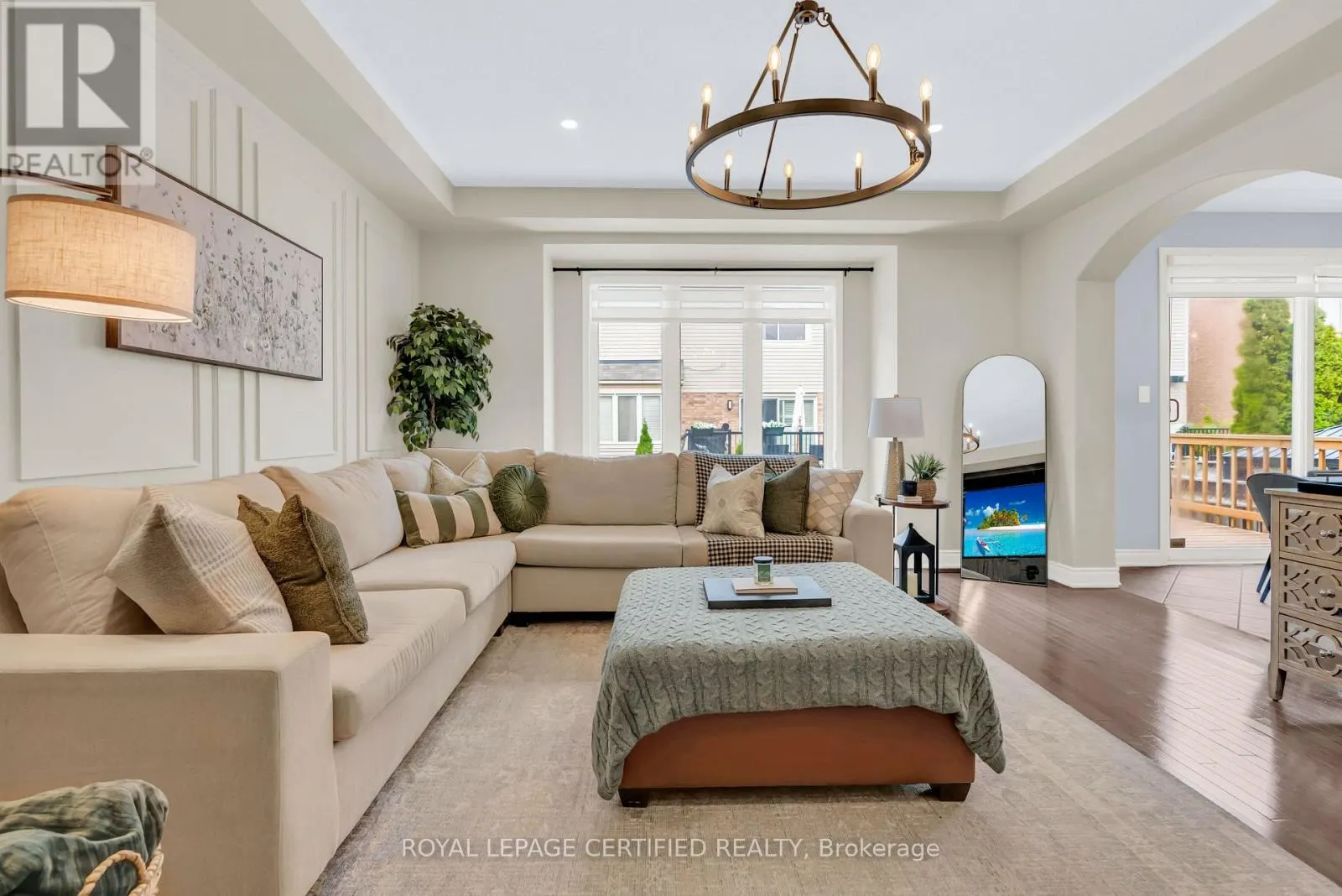 921 HEPBURN ROAD