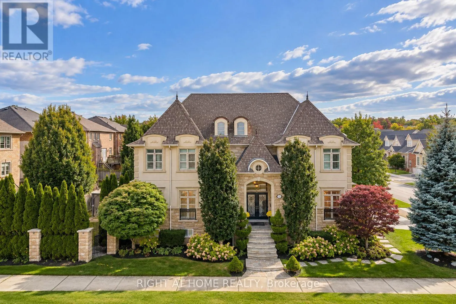 2122 LAW HILL GATE