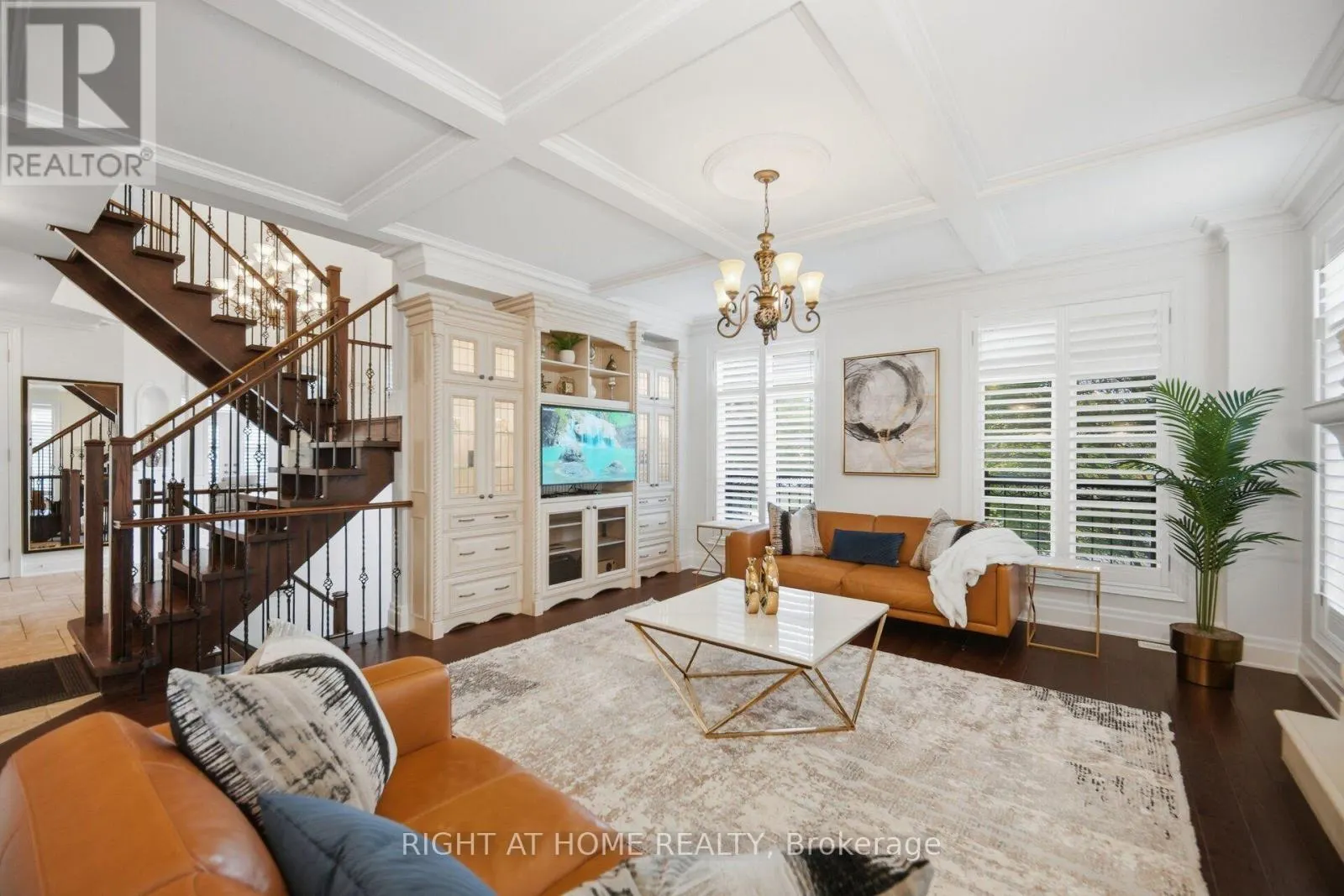 2122 LAW HILL GATE