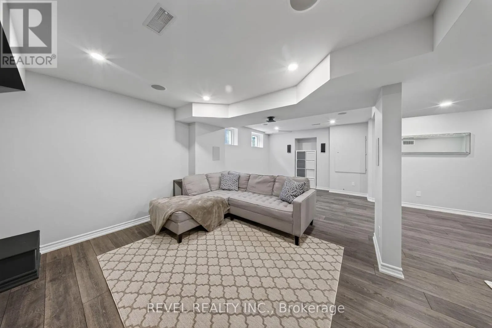 455 RAMSEY PLACE