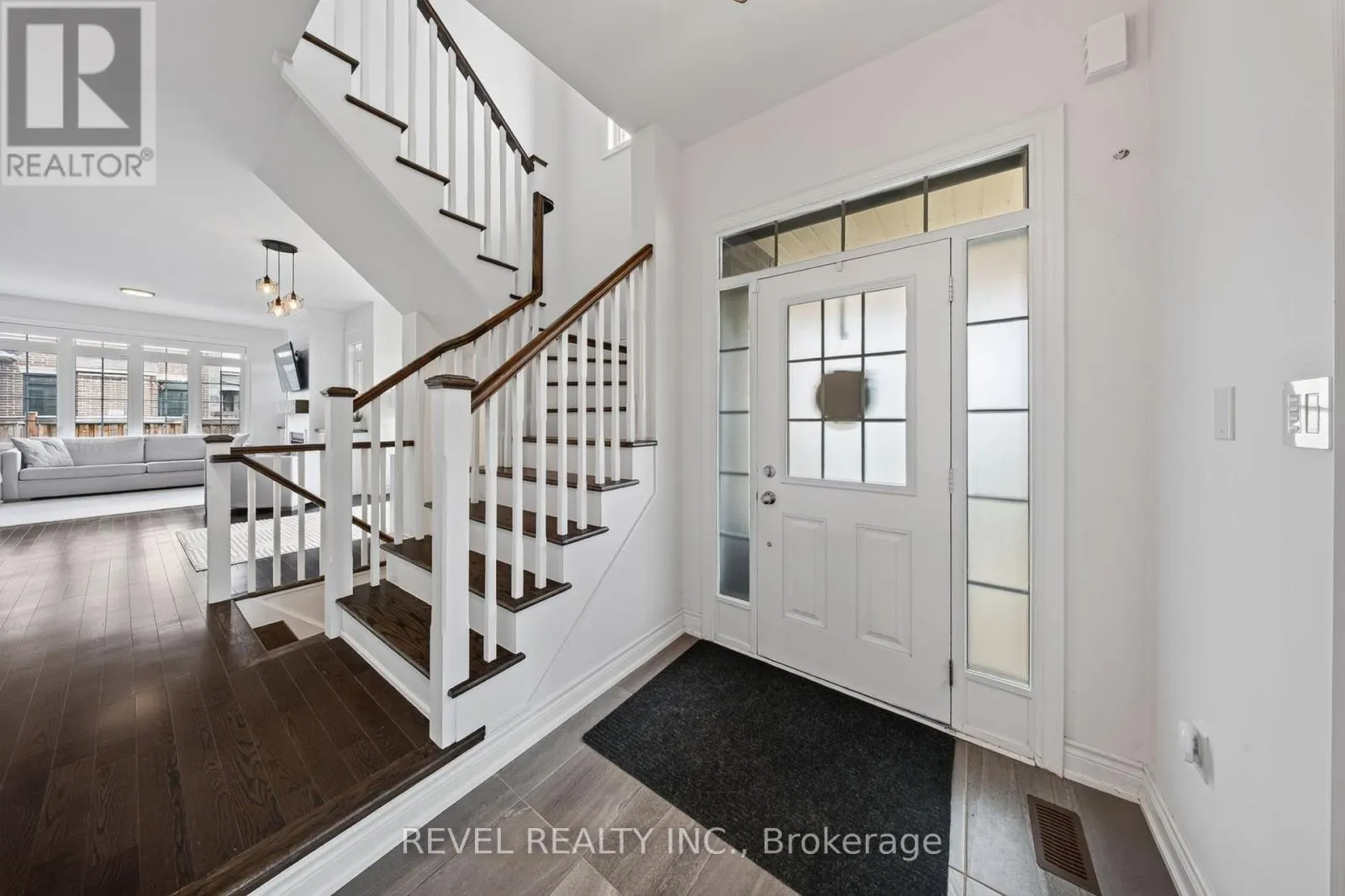 455 RAMSEY PLACE