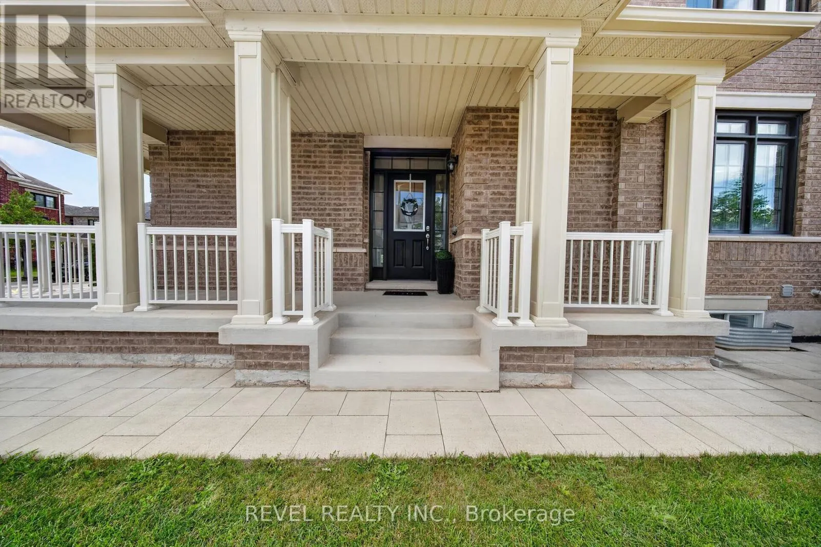 455 RAMSEY PLACE