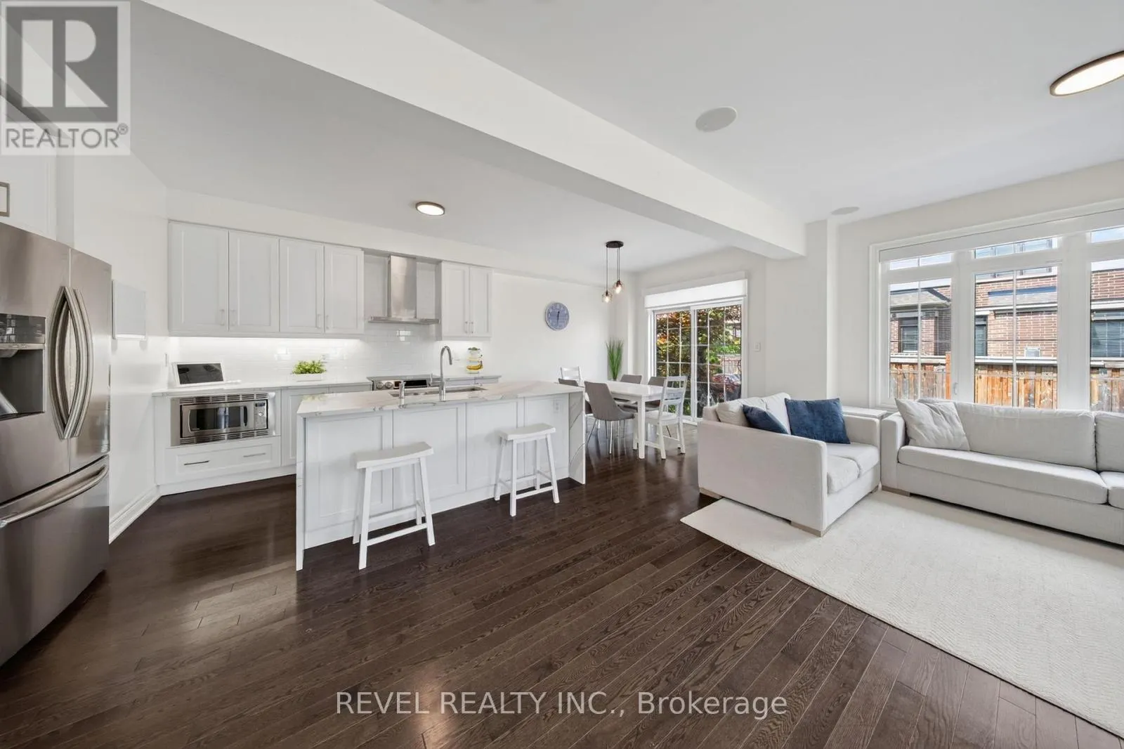 455 RAMSEY PLACE