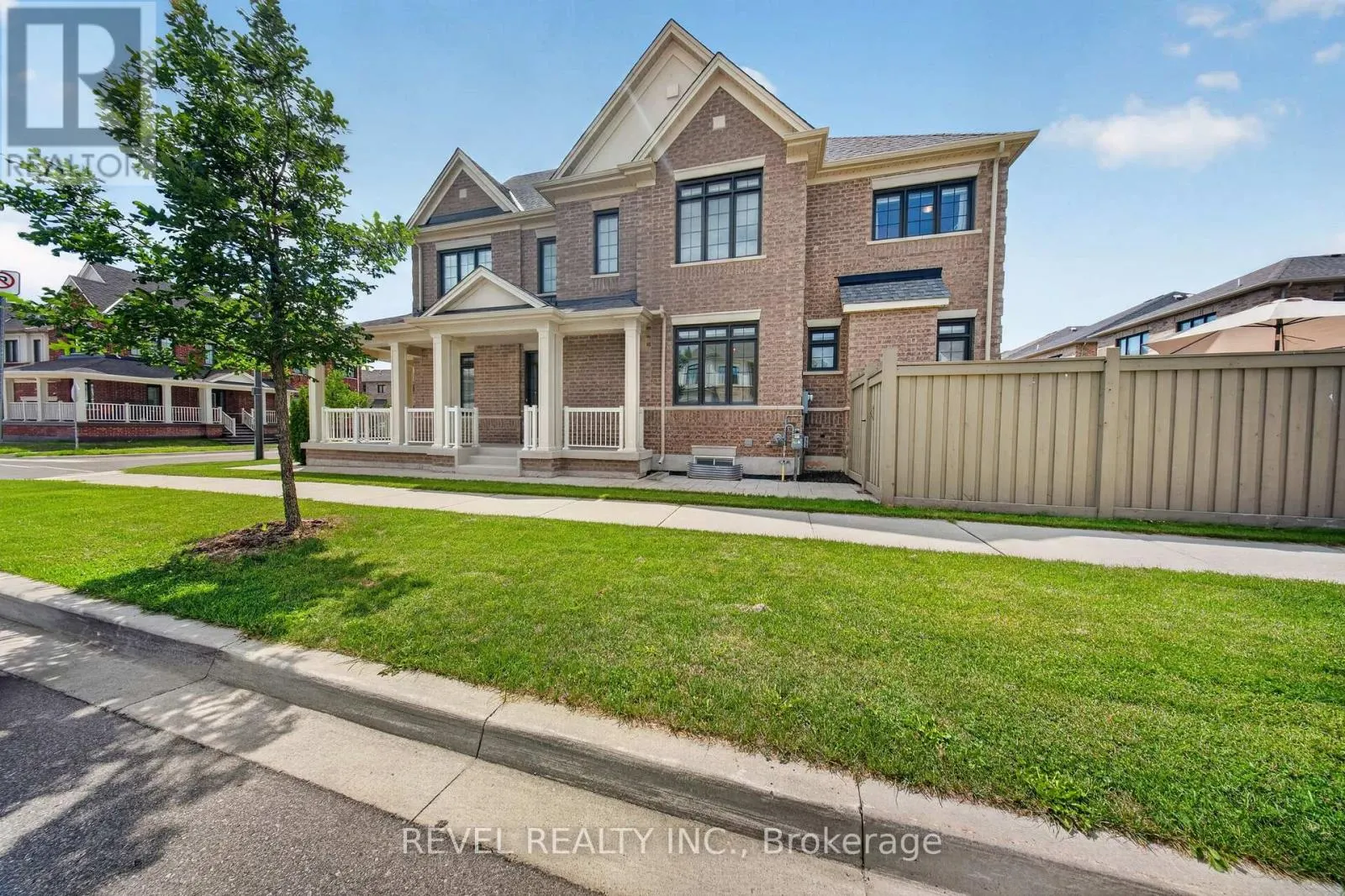 455 RAMSEY PLACE