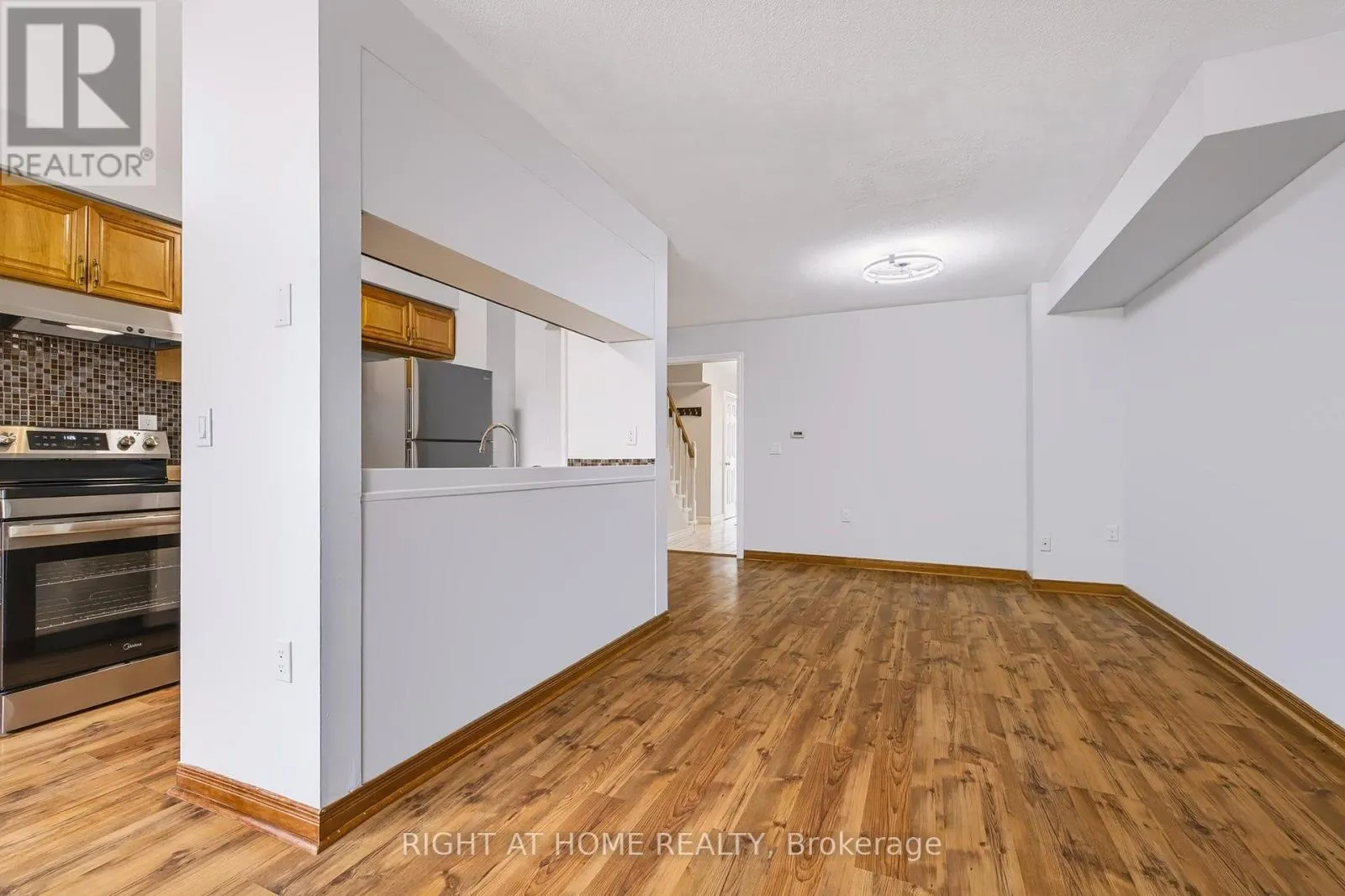 77 STEWART MACLAREN ROAD