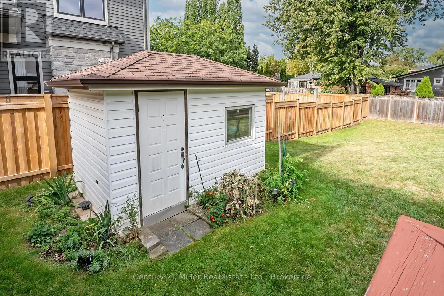 1135 BRIDGE ROAD