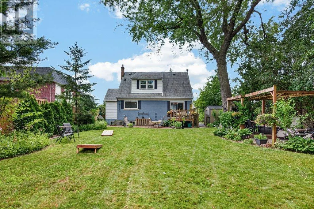487 WILDWOOD DRIVE