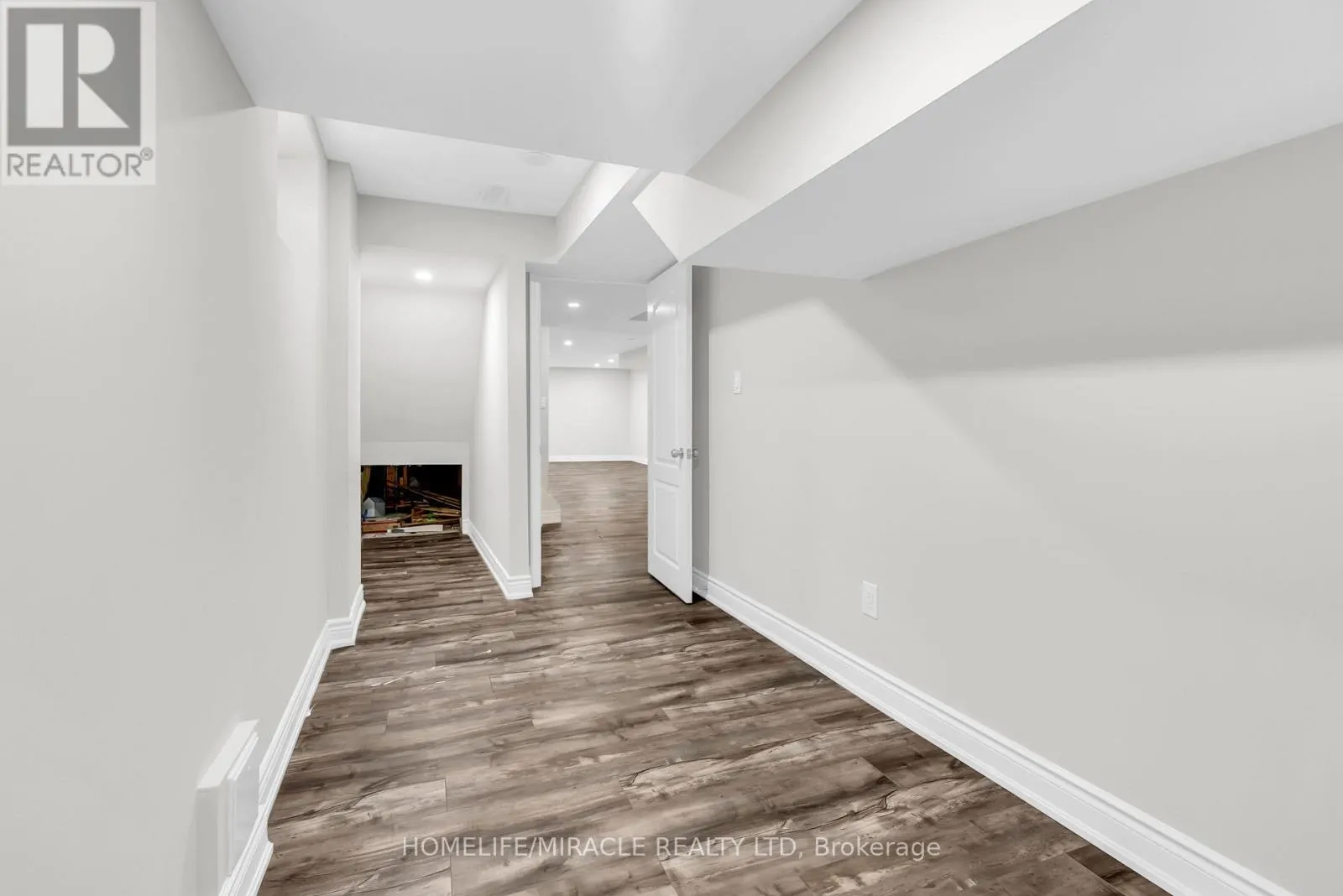 36 CEDARCREST STREET