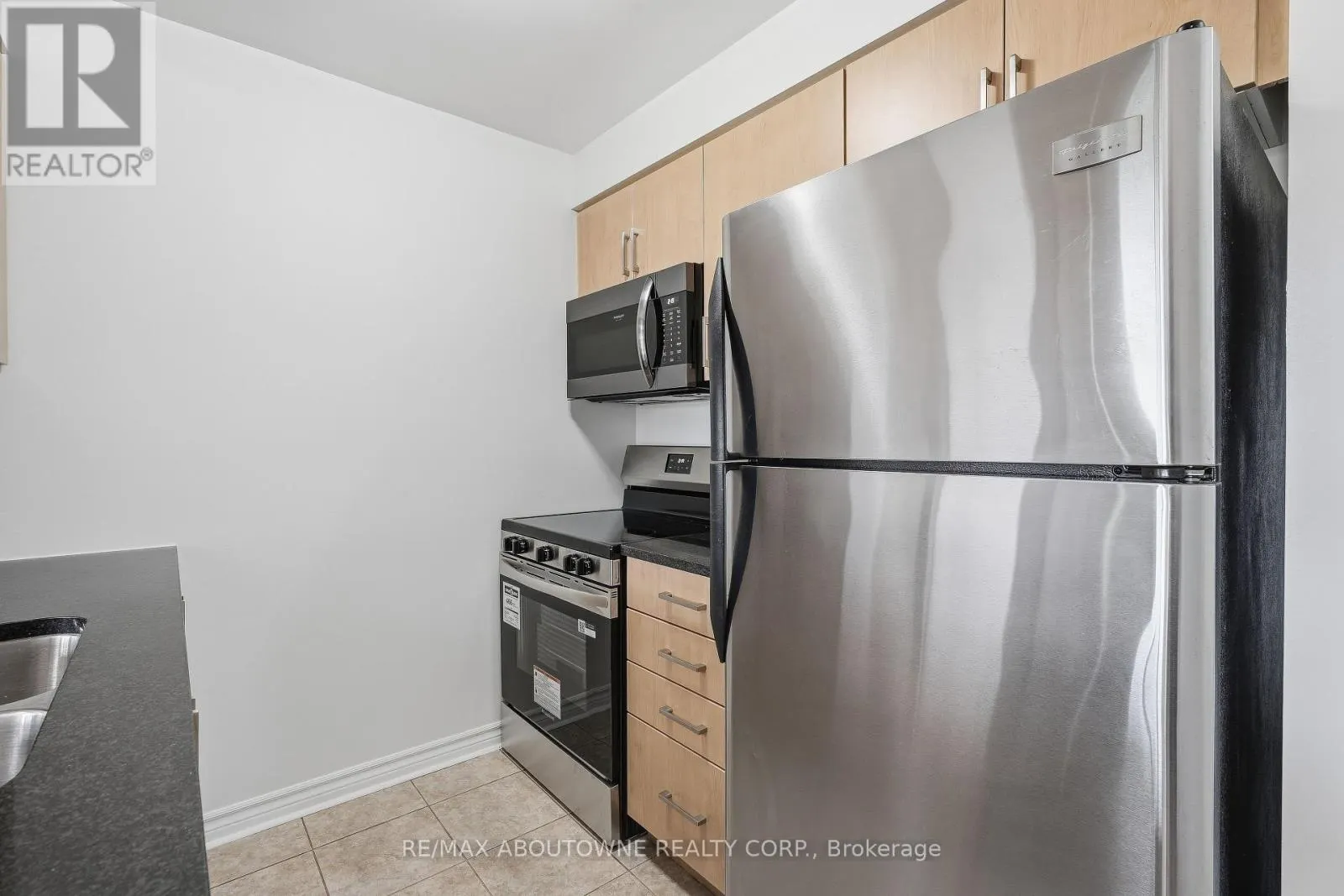 709 - 2391 CENTRAL PARK DRIVE