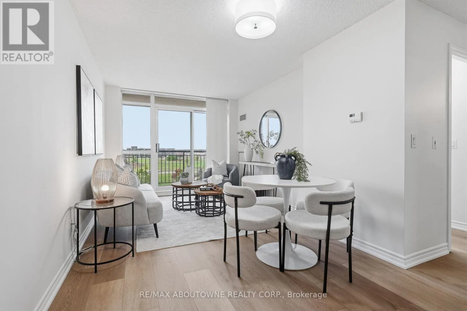 709 - 2391 CENTRAL PARK DRIVE