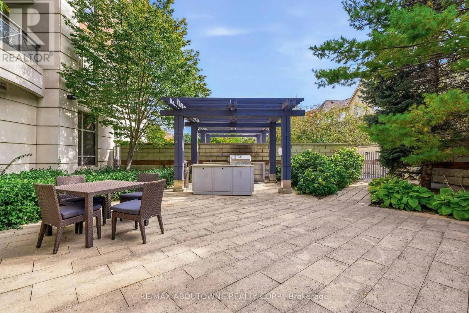 709 - 2391 CENTRAL PARK DRIVE