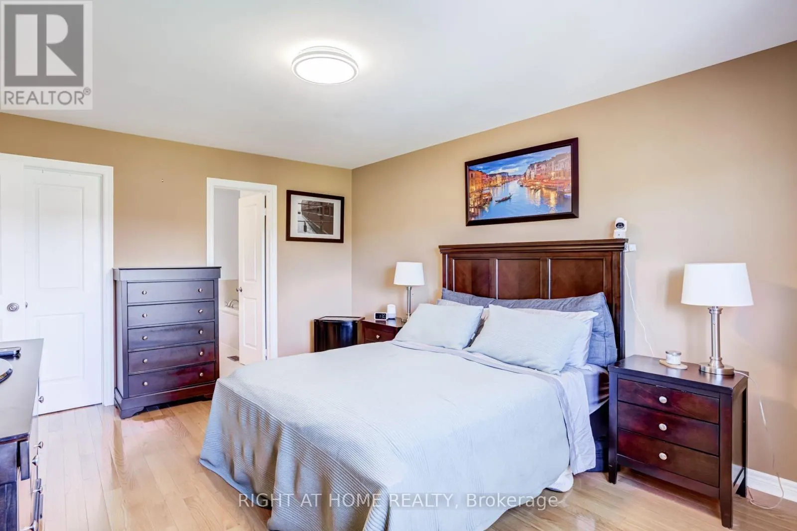 27 FALLIS CRESCENT