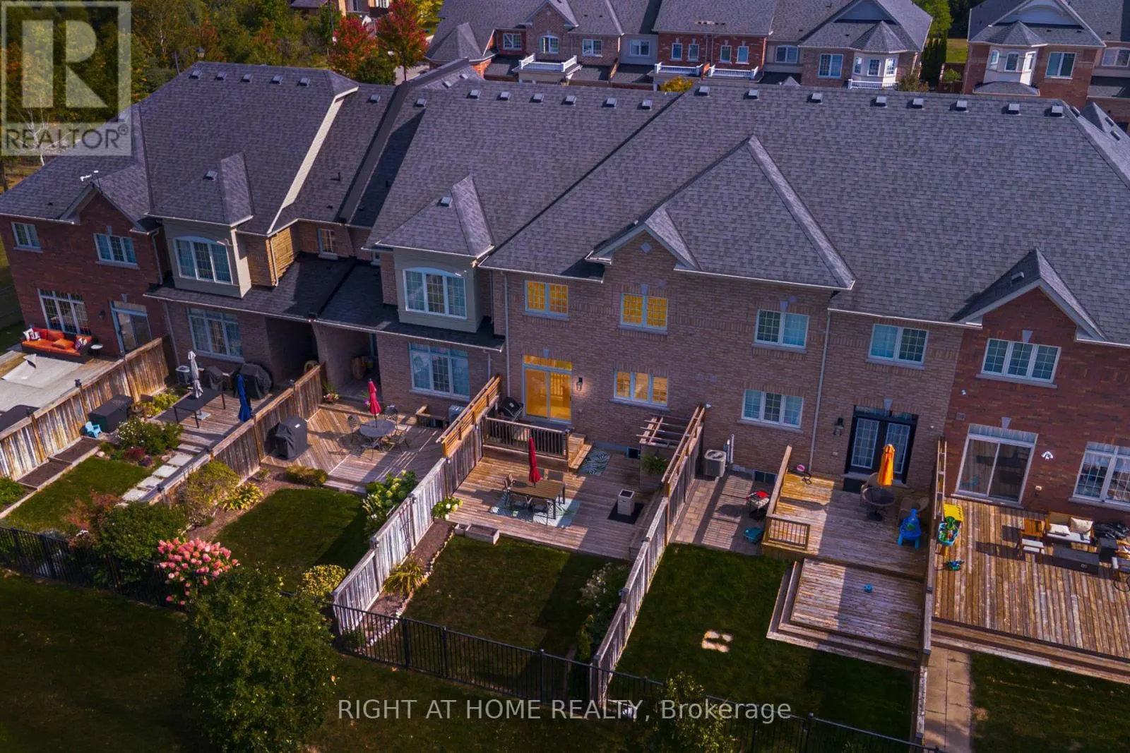 27 FALLIS CRESCENT