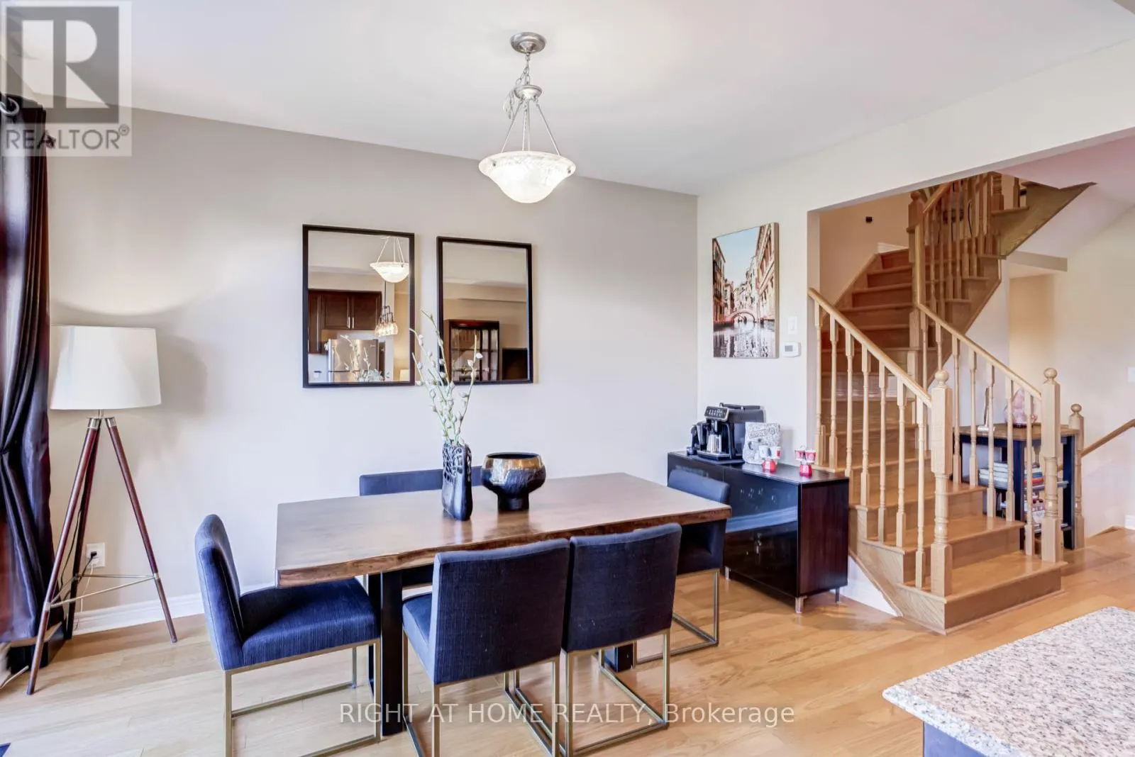 27 FALLIS CRESCENT