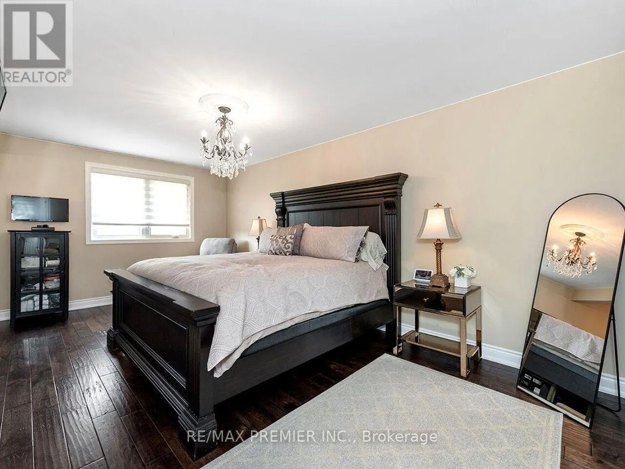 81 DE ROSE AVENUE