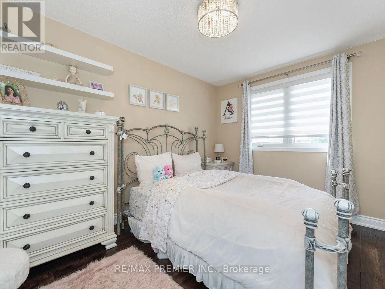 81 DE ROSE AVENUE