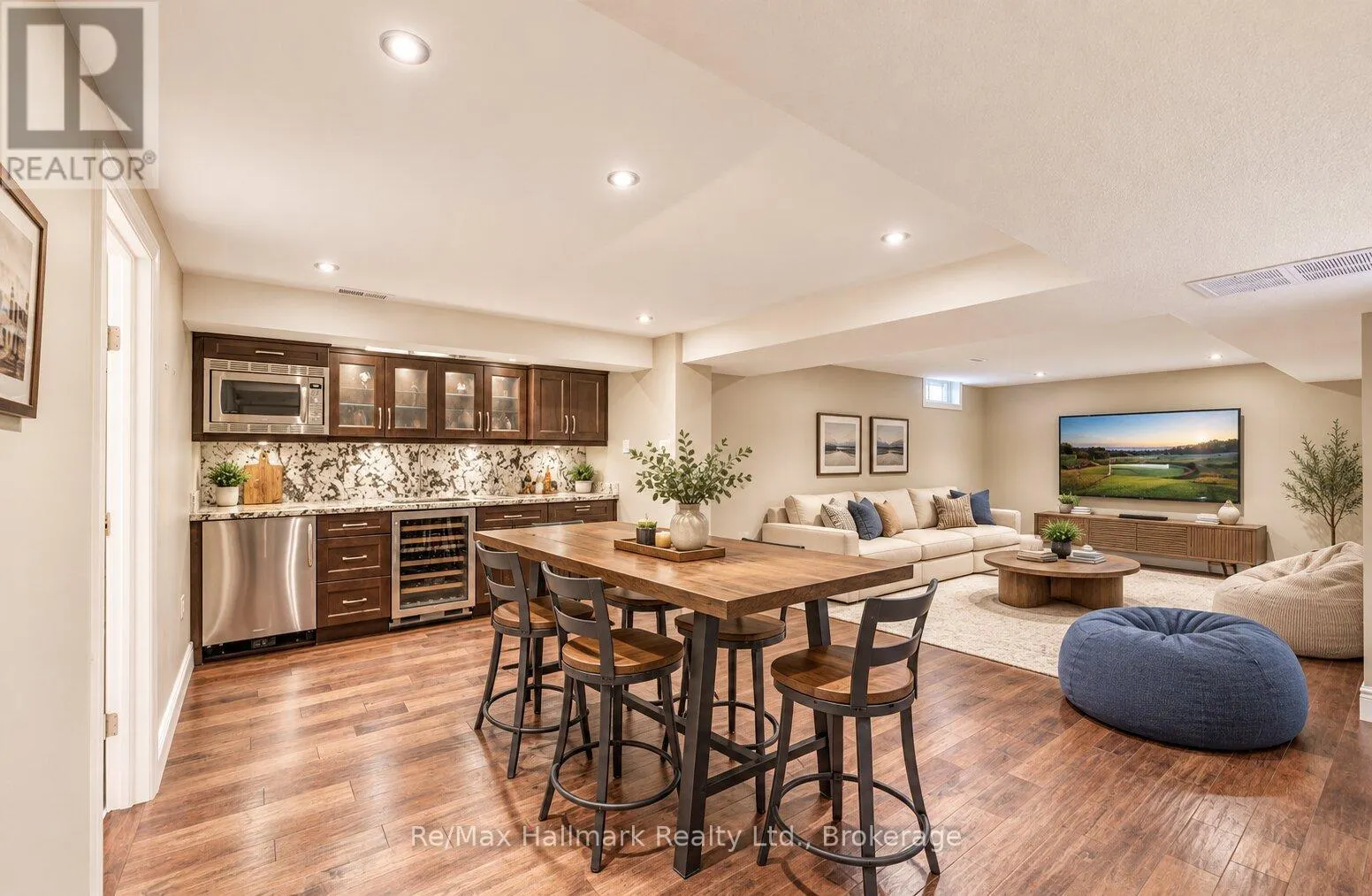 500 BLENHEIM CRESCENT