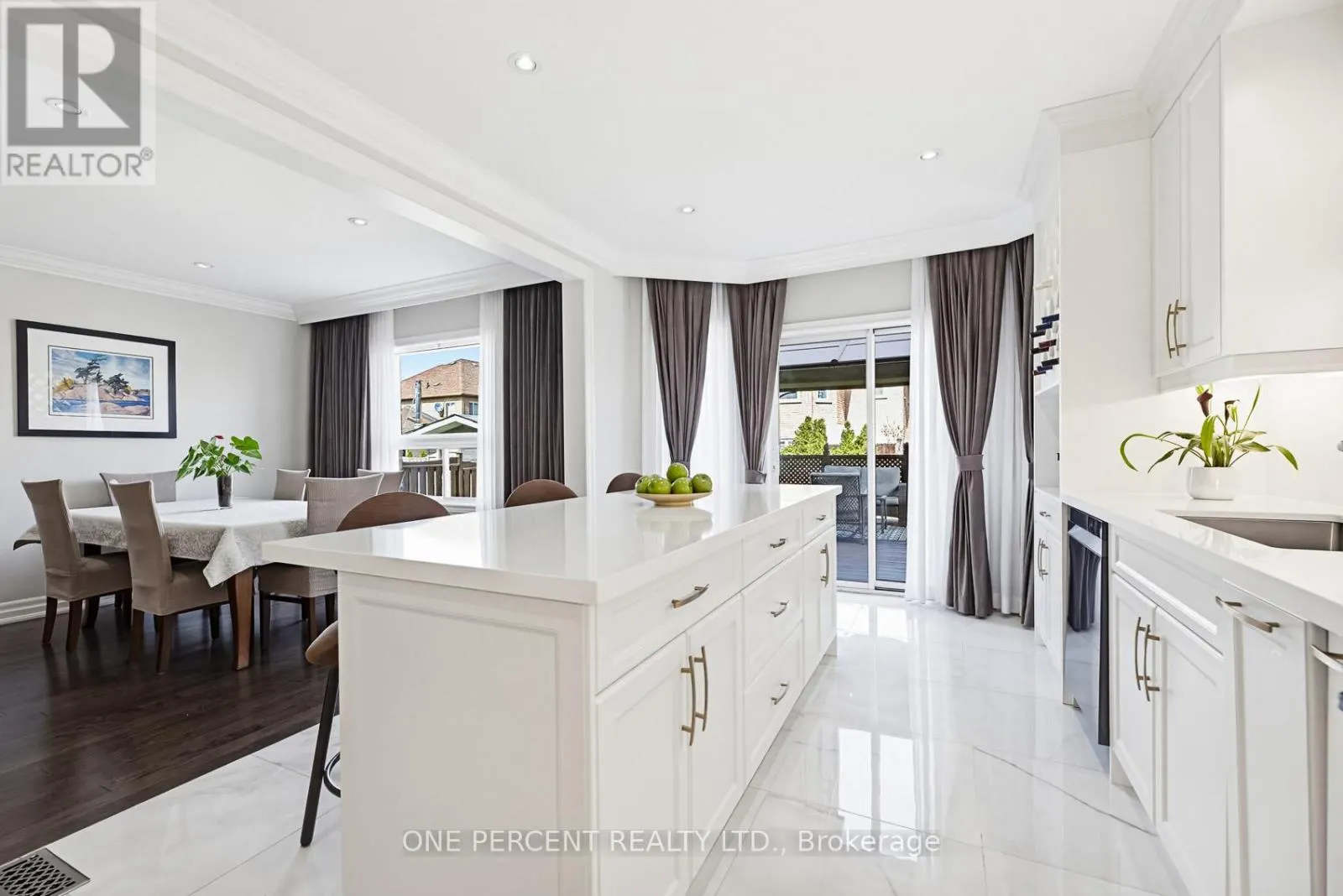 36 COACHWOOD MANOR COURT