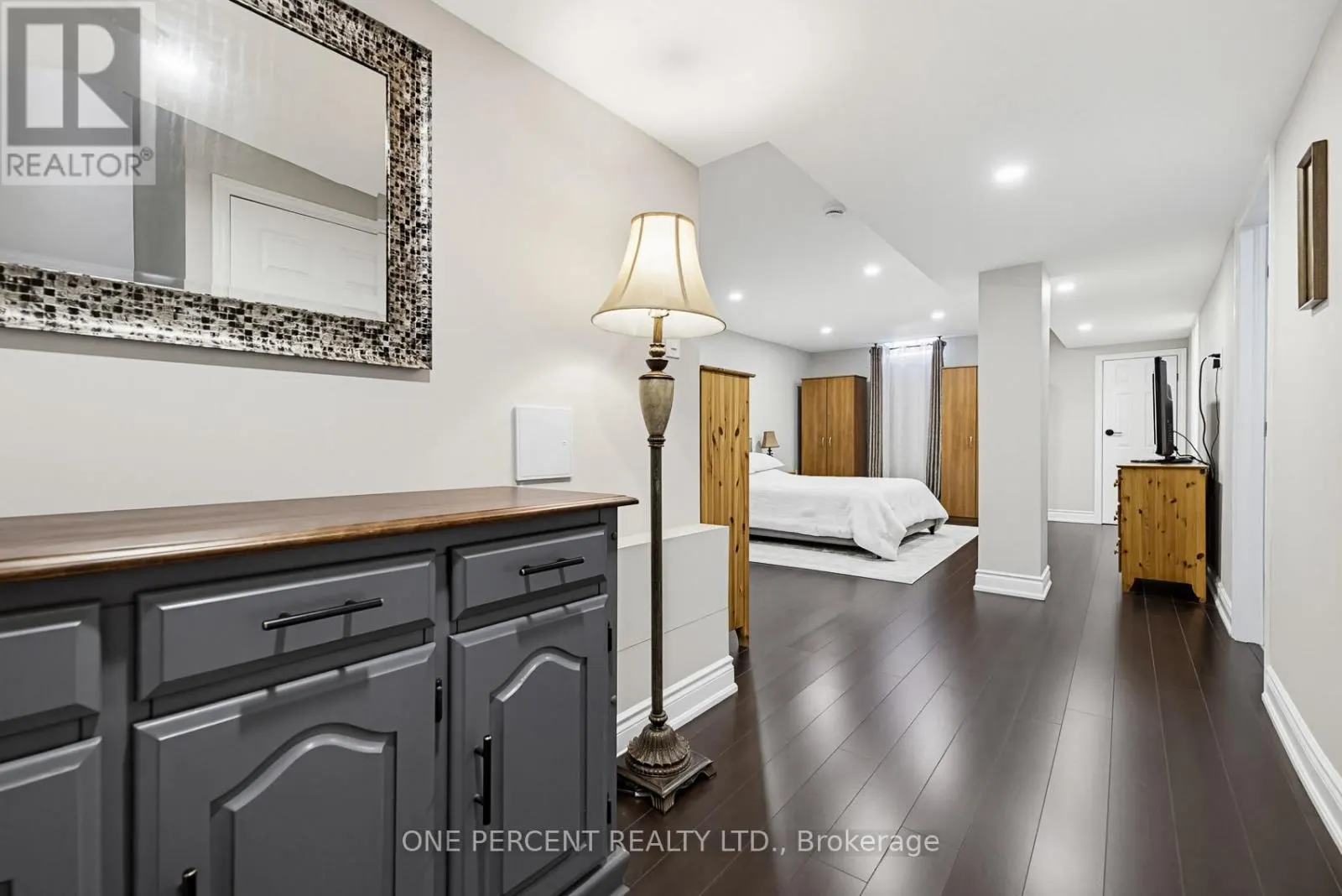 36 COACHWOOD MANOR COURT