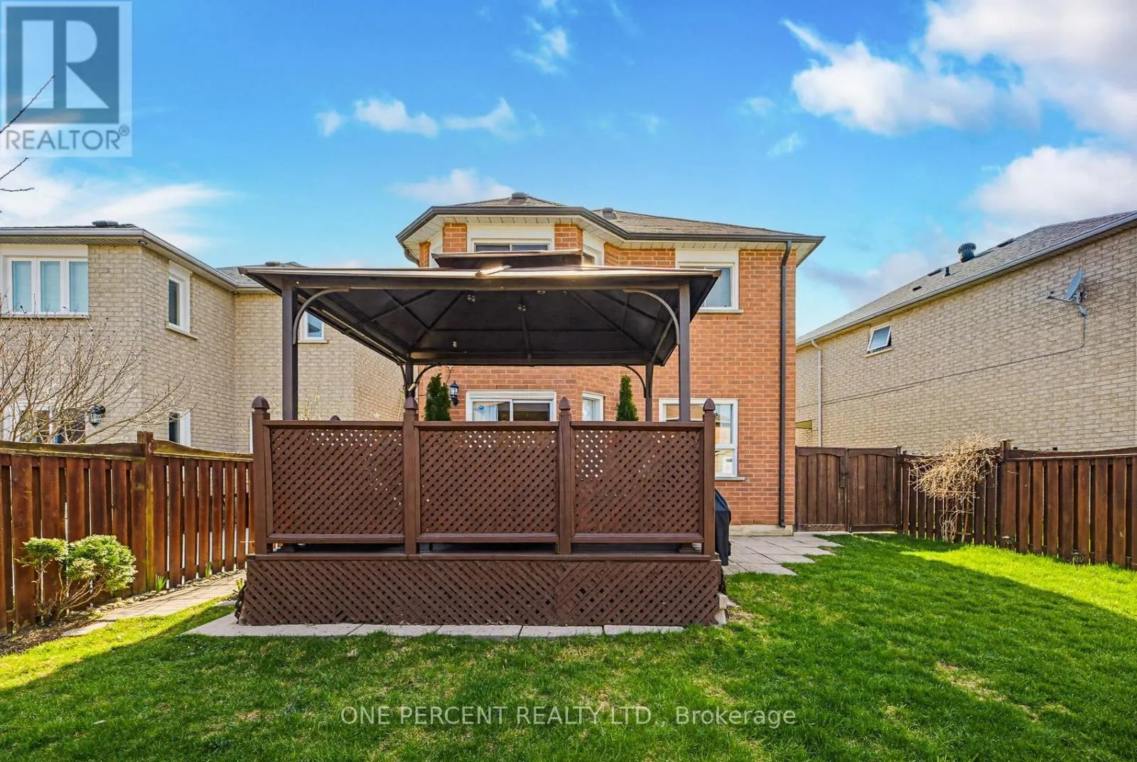 36 COACHWOOD MANOR COURT